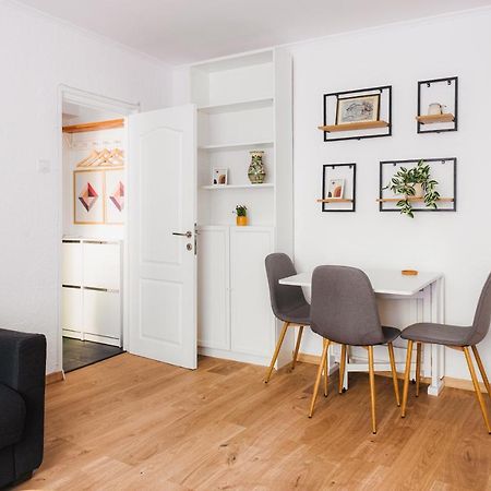 Cozy Apartment Ultracentral Universitate Square Bukarest Exterior foto