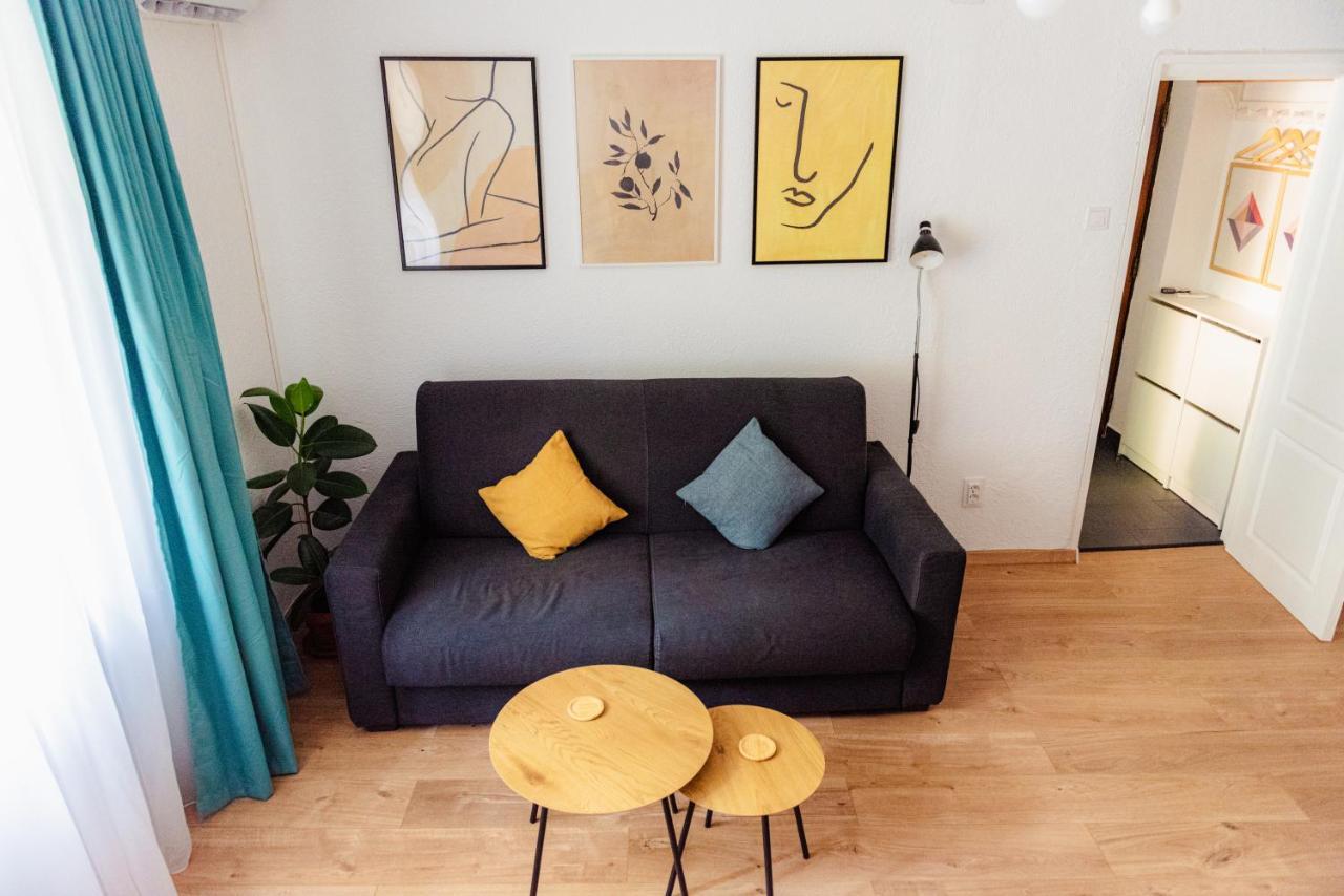 Cozy Apartment Ultracentral Universitate Square Bukarest Exterior foto