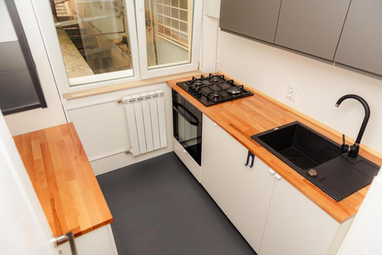 Cozy Apartment Ultracentral Universitate Square Bukarest Exterior foto