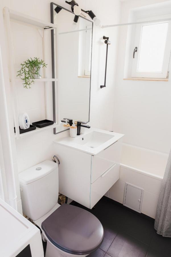 Cozy Apartment Ultracentral Universitate Square Bukarest Exterior foto